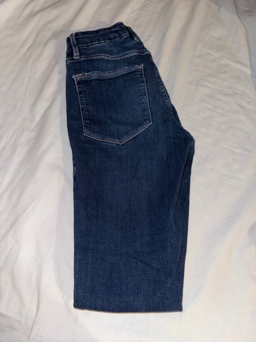 Good American Navy Straight-Leg Jeans
